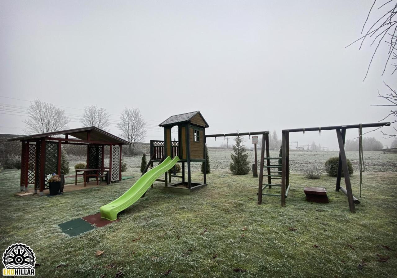 Вилла Mlyn Wodny Eko Hillar Rybno  Экстерьер фото